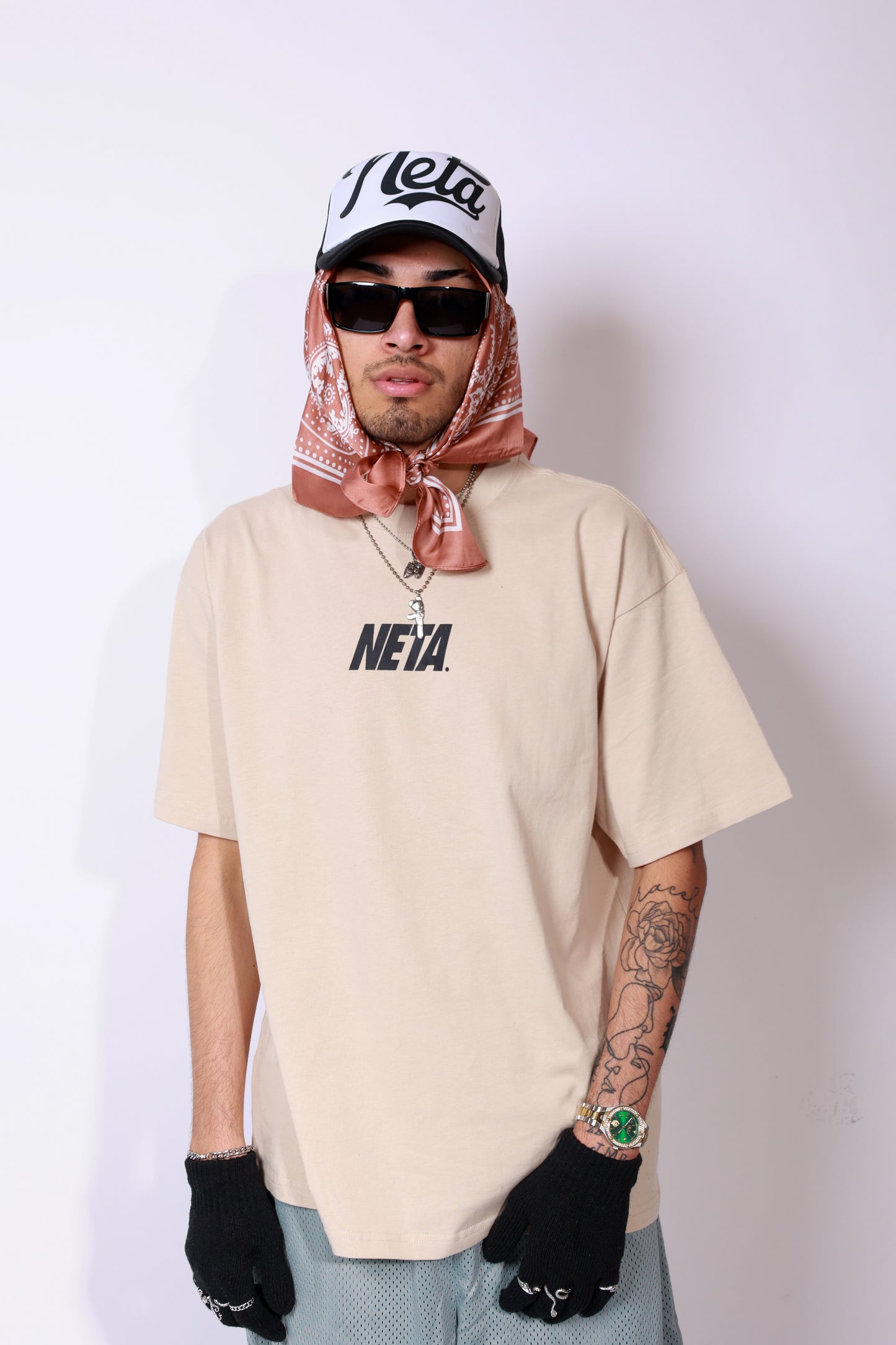 NETA crema short sleeve box tee