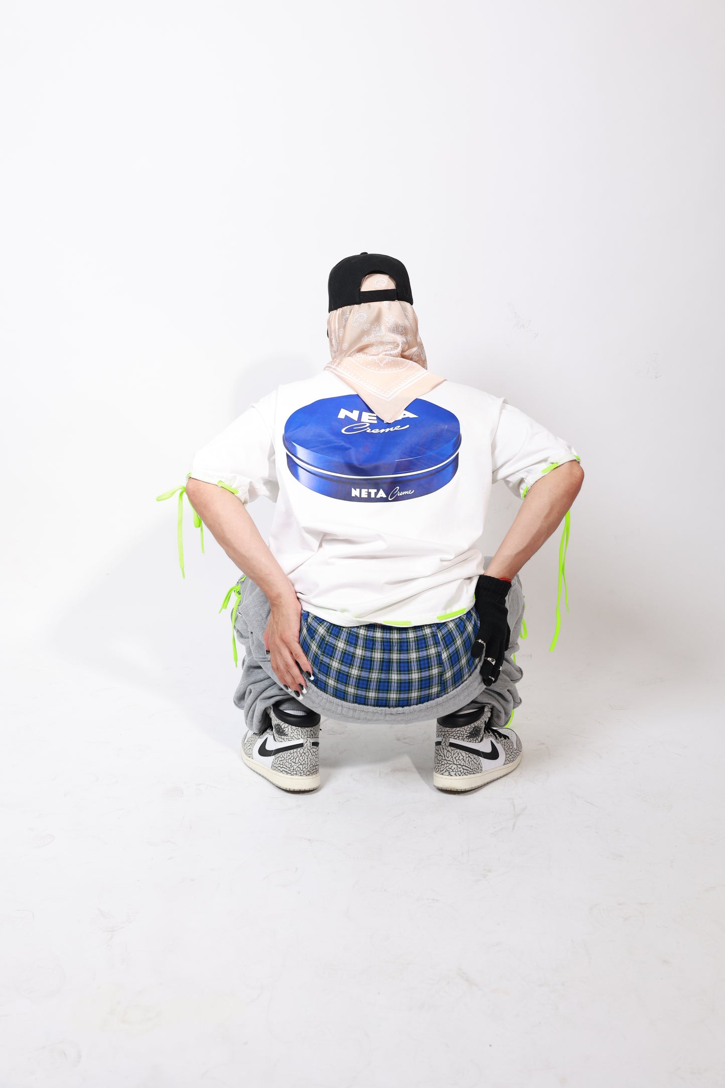 NETA crema short sleeve box tee